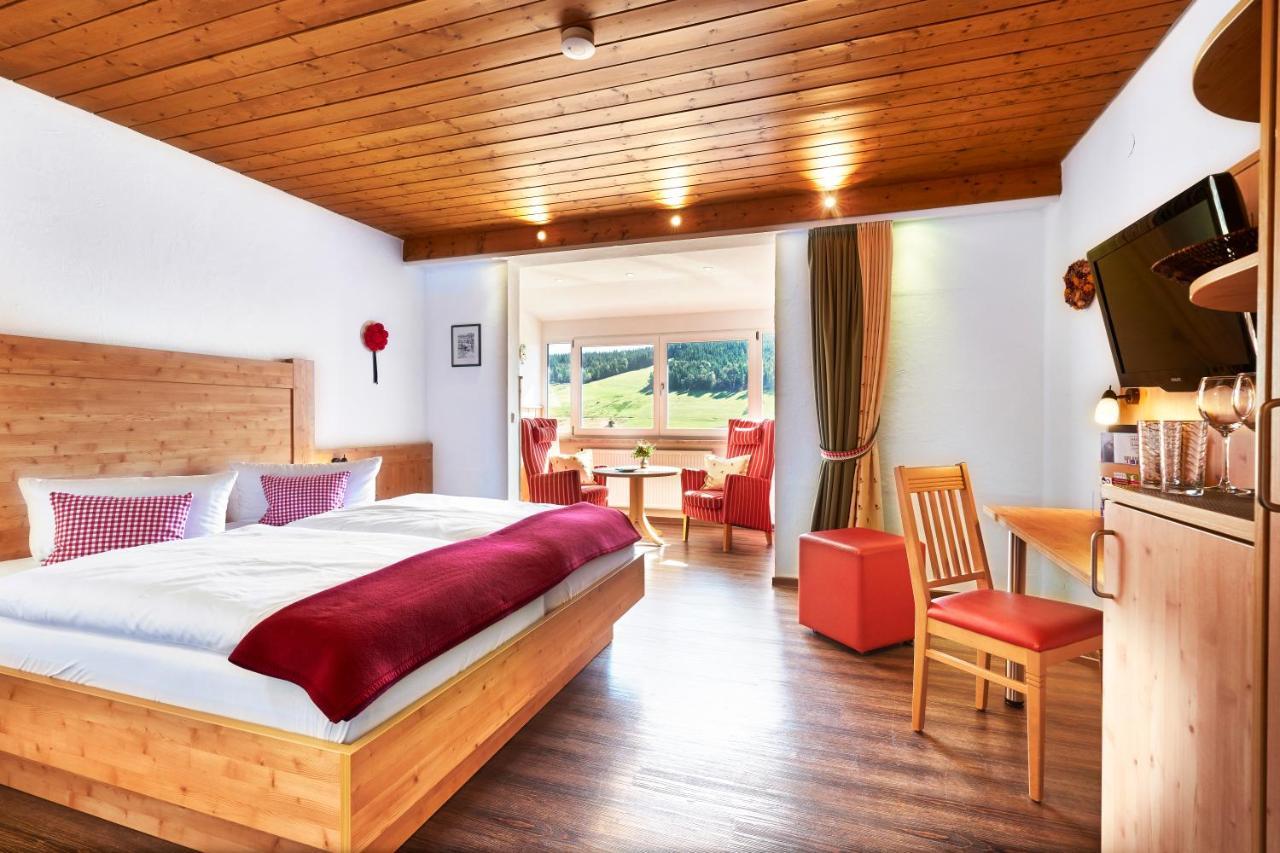Hotel Engel - Familotel Hochschwarzwald Todtnauberg Eksteriør billede
