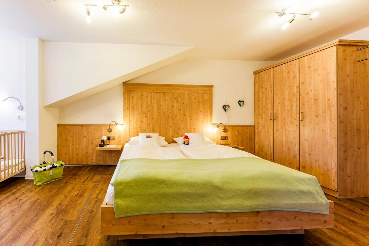 Hotel Engel - Familotel Hochschwarzwald Todtnauberg Eksteriør billede